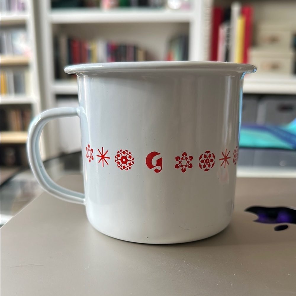 GLOSSIER | Exclusive Camper Mug NWOT